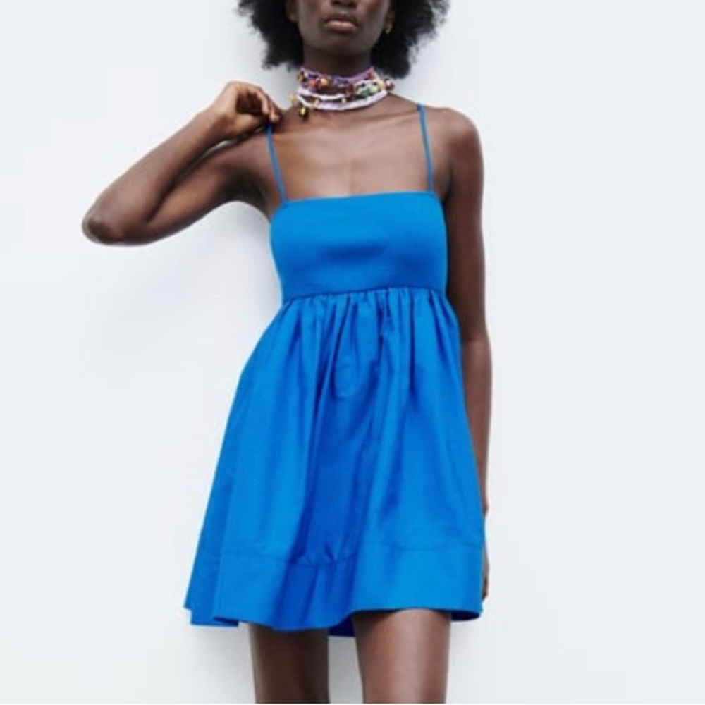 Zara Contrasting Voluminous Dress Size Small